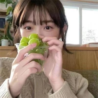 玉湖裸女